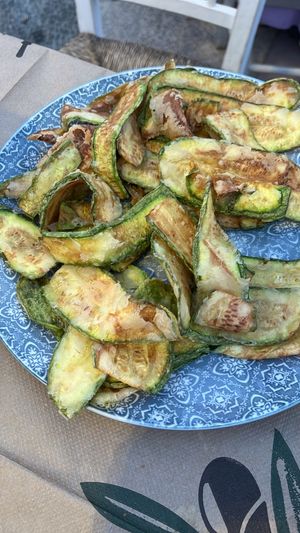 Amazing fried zucchini  at Aposperitis in Crete