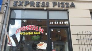 Outside the Pizza place at Express Pizza in Copenhagen