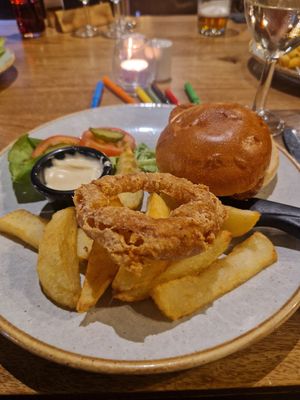 'buttermilk' burger with wedges and onion ring, mustard mayo at The Balavil Hotel in Newtonmore