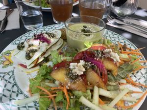   at Qui L'eût Cru in Ramatuelle