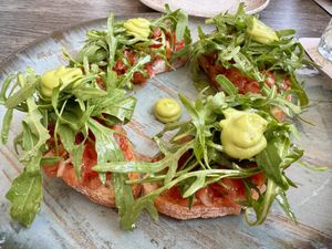 Bruschetta mit Avocadocreme  at Restaurant Land & Meer in Schashagen
