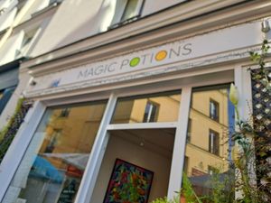  at Magic Potions in Paris