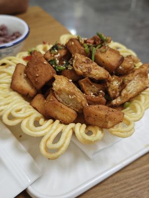 Tofu with pepper at Vidatang Vegetarian Restaurant - 一道汤素食馆 in Haikou