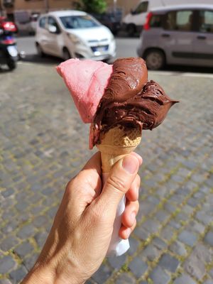 4 euro cone at La Botega in Rome