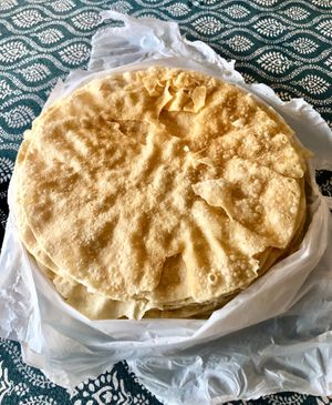 Poppadoms at Cinnamon Indian Cuisine in Dundonald