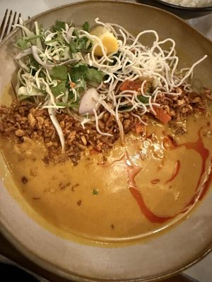 Oh Noh Khouk Swe  at Burma Social in East Singapore