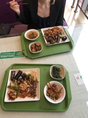 Yums at Yù Sù Gé in Chengdu