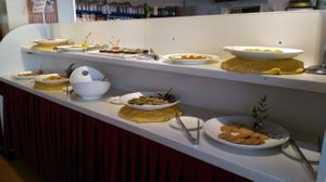 Sweet vegan food at Yù Sù Gé in Chengdu