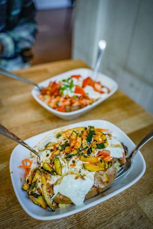 Bombay (Hintergrund) und   at Erdapfel in Luebeck