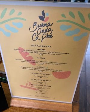  at Buena Onda Cà Phê in Paris