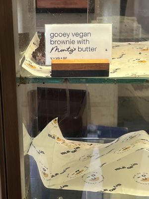 Delicious Vegan and gluten free brownie  at Isle of Us in New York City