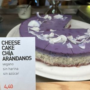 Tarta vegana con arándanos  at Sopa - Boronat in Barcelona