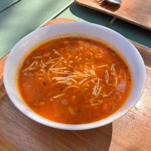 Sopa marroquí de lentejas con fideos  at Sopa - Boronat in Barcelona