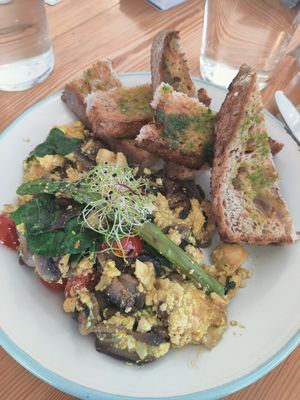 Tofu scramble at Sopa - Boronat in Barcelona