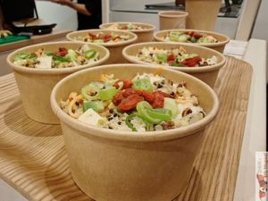 Quinoa trio salad
Trio of quinoas, smoked tofu, goji berries, cauliflower, black radish, carrots, and lemony Tahini sauce. at SOA Champs-de-Mars in Paris