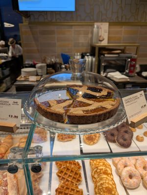 vegan tart at MXP - Bindi Dolci e Caffè - T1 in Ferno