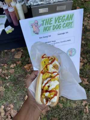 Vegan dog at The Vegan Hot Dog Cart in Orlando
