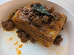 A really hecking good lasagna at 26KG in Barcelona