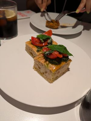 Focaccia (tasting menu) at 26KG in Barcelona