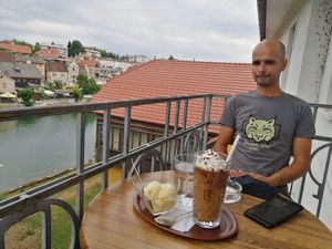 Vegan sorbet and vegan ice coffee at Cajarna Stari Most in Novo Mesto