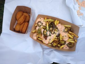 Nuggest, chili fries at Fries and More  in Brussels