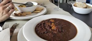 Dhal de lentejas y unos azukis at Vegano A Seimeira in Lugo