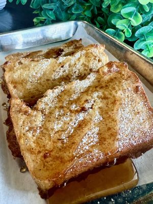  at HaleLife Bakery & Bistro in St Petersburg