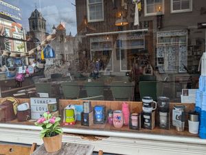 The window at Koffie & Zo in Delft