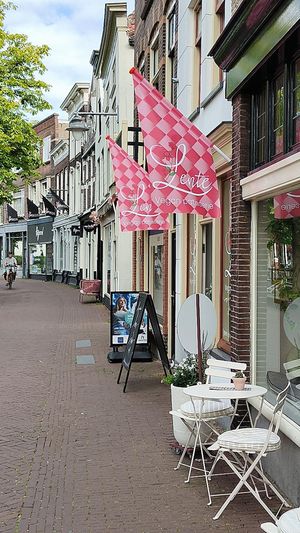  at Lente - Vegan Patisserie in Gouda
