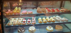  at Lente - Vegan Patisserie in Gouda