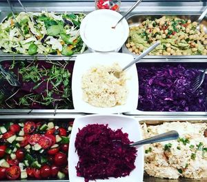 Denně čerstvé saláty at Lucky's Vege Bistro in Trebic