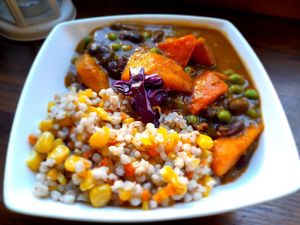 Zeleninové ragů s pohankou na zelenině (vegan, glutenfree)
 at Lucky's Vege Bistro in Trebic