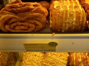 vegan pastries (franzbrötchen and apple turnover) at Kamps my Deli in Berlin