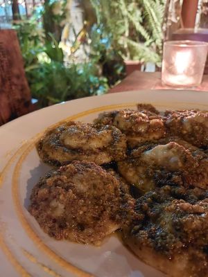 Massas recheadas at Merkaba in Marau