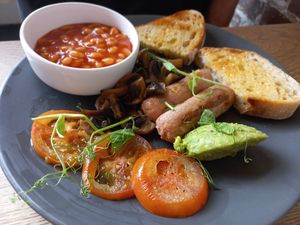 Full English at The Pedlar on the Port in Dover