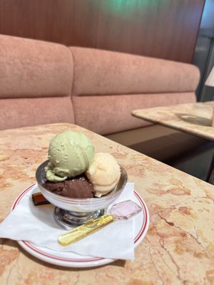 Some of the available vegan flavors: Chocolate, melon, pistachio  at SNACK BABY in Hong Kong Island