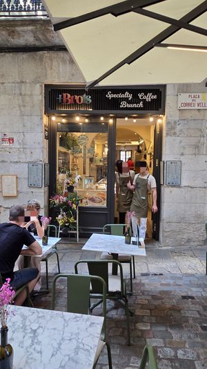  at +Brots in Girona