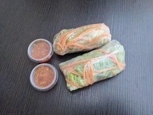 Summer rolls at Phayao in Koeniz