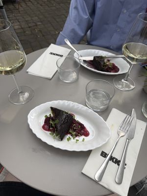 Brownie met rabarber als dessert  at BIKKE in Maastricht