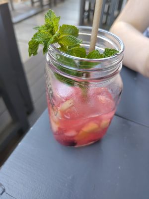 Berry lemonade at Bödhi in Leipzig