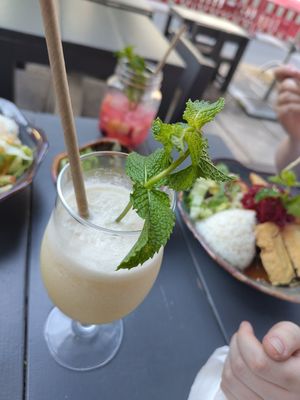 Pineapple lassi at Bödhi in Leipzig