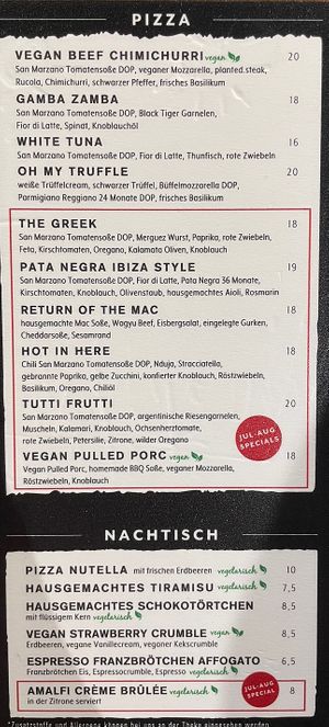 Pizza and dessertt  at 60 Seconds to Napoli  in Koblenz