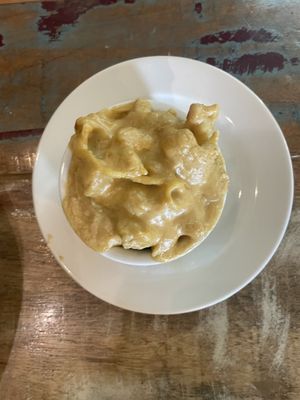 Macaroni was delicious 🤤 and cheesy 🧀   at Cashew in Chattanooga