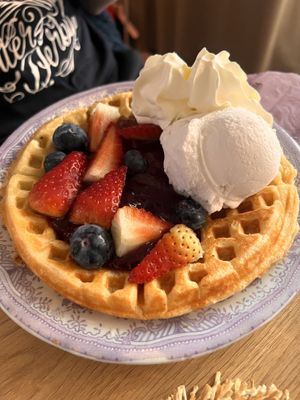 Waffle  at Queen Beans in Uppsala