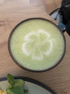 Matcha latte   at Queen Beans in Uppsala