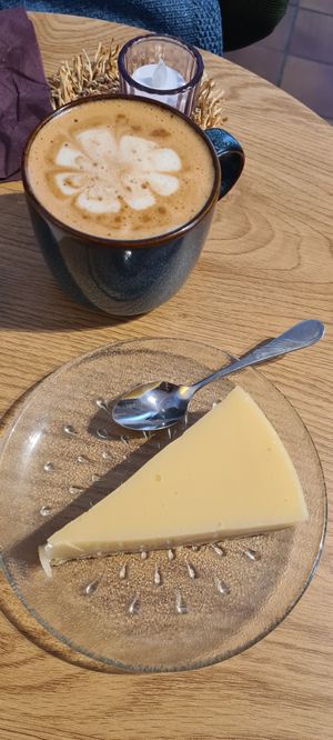 Key Pie fläder o lime. Fräsch och god. at Queen Beans in Uppsala