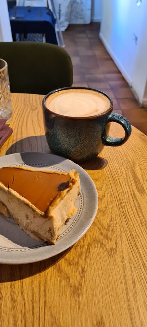 Biscoff cheesecake, and wow. at Queen Beans in Uppsala