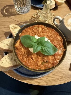 Lasagnesoppa  at Queen Beans in Uppsala