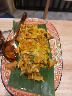 Samosa chaat at Chennai to Rangoon Indian restaurant in Chiang Mai