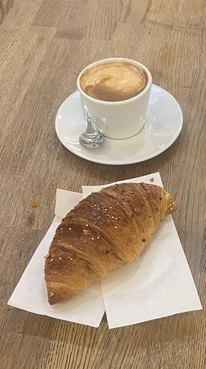 Soy milk cappuccino and vegan multigrain croissant   at FCO - Semplicemente Roma - T3 in Fiumicino